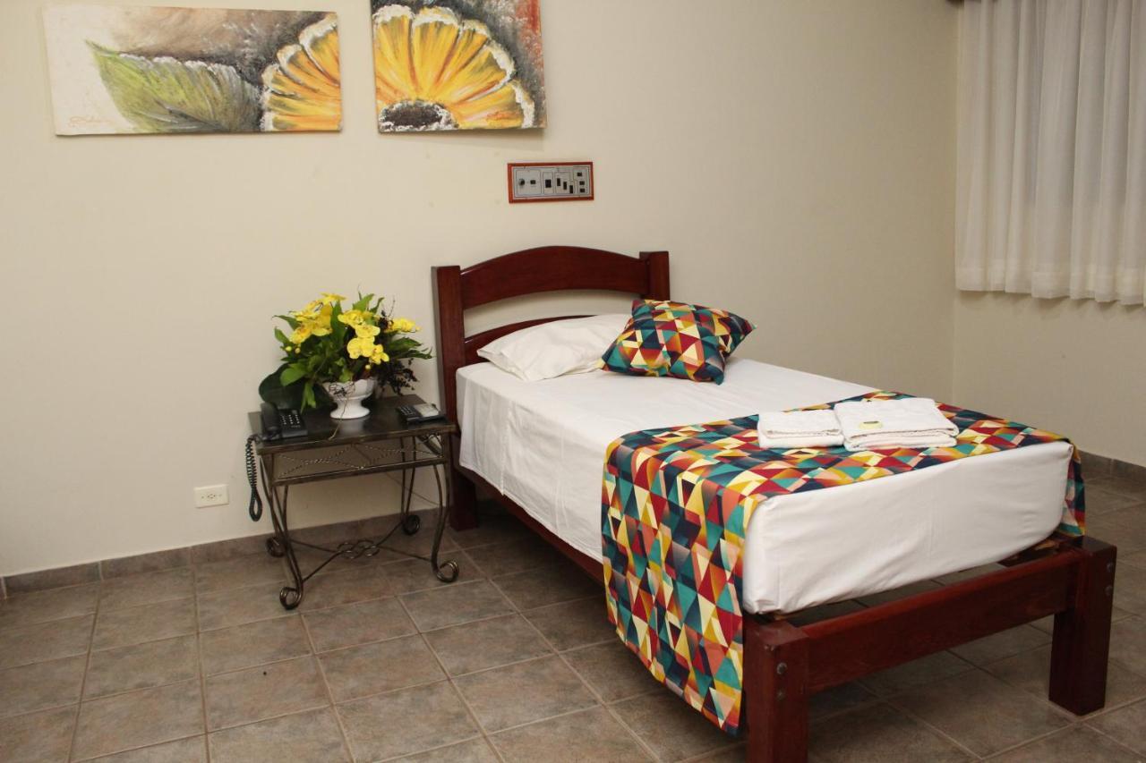 Grandes Lagos Park Hotel Jales Ngoại thất bức ảnh
