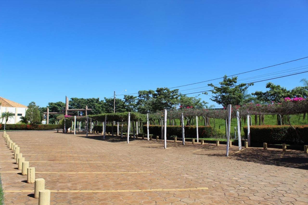 Grandes Lagos Park Hotel Jales Ngoại thất bức ảnh